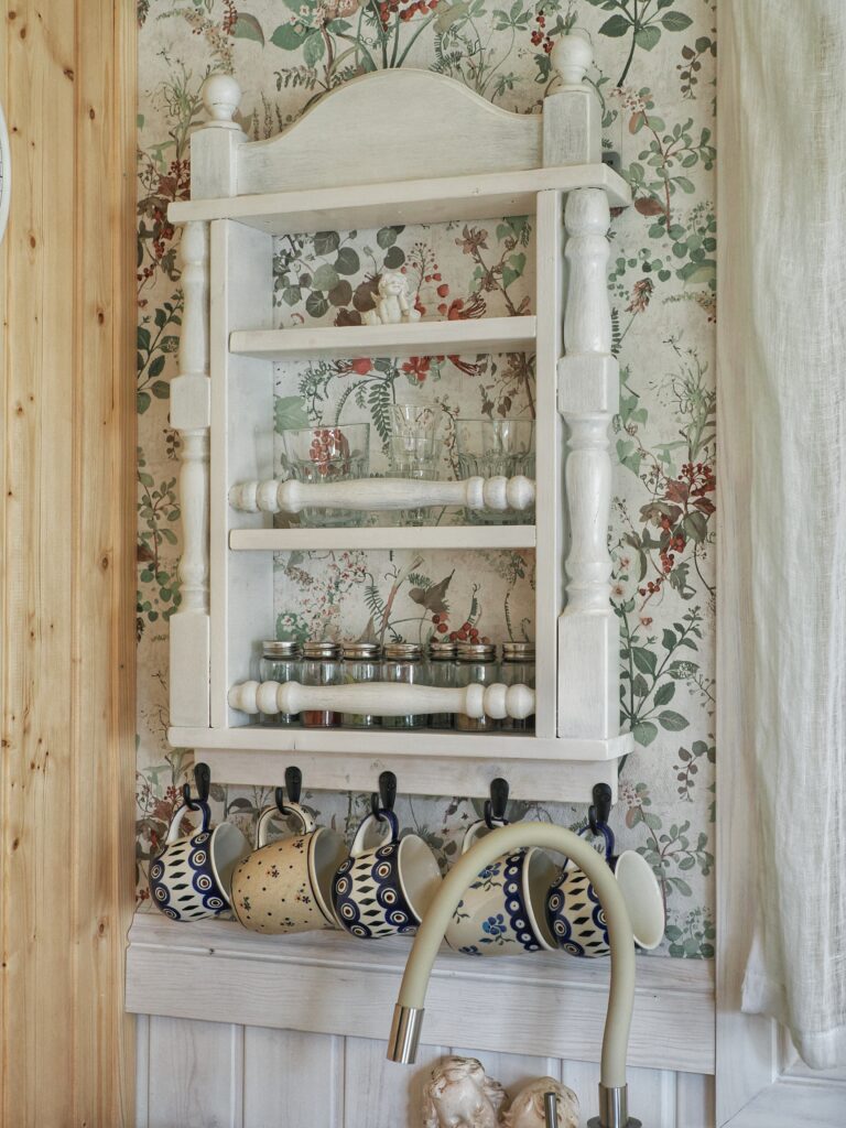 Home rustykalny dom mobilny polka kuchenna na przyprawy shepherd hut kitchen shelf.jpg (4)